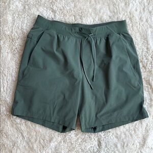 lululemon Pace Breaker Linerless Shorts 7”
